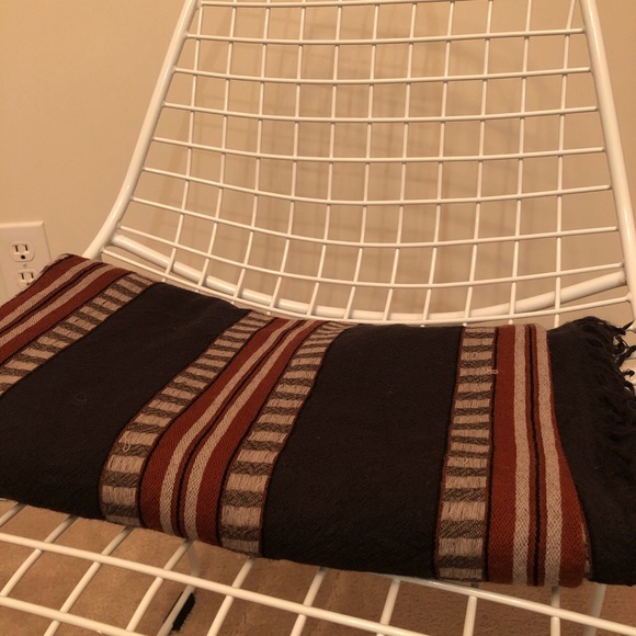 Aritzia Accessories - aritzia blanket scarf